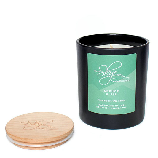 Geurkaars Den en Spar Large - 45 uur - Sojawas - Isle of Skye Candle by MoodCompanyNL