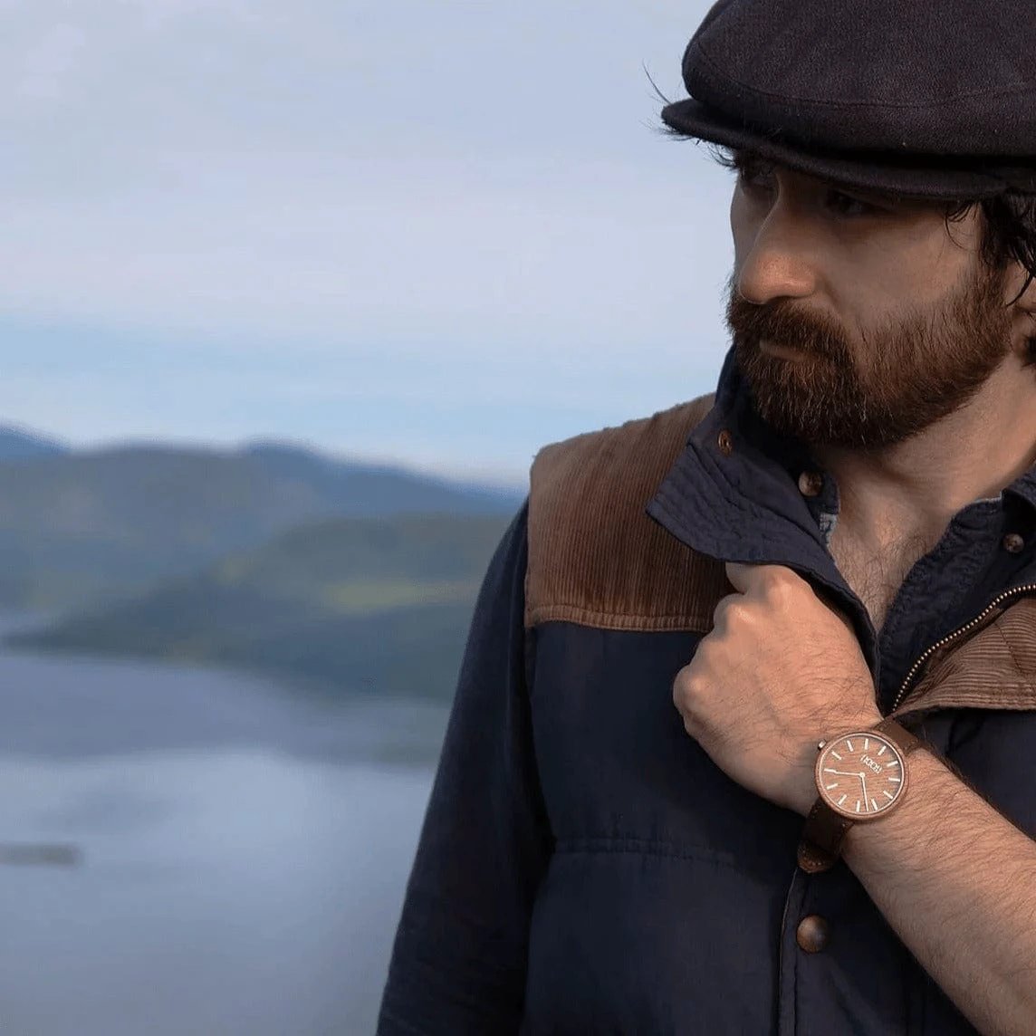 Handgemaakte Whiskywatch uit Schotland | Horloge van whiskyvaten met bruin leer by MoodCompanyNL