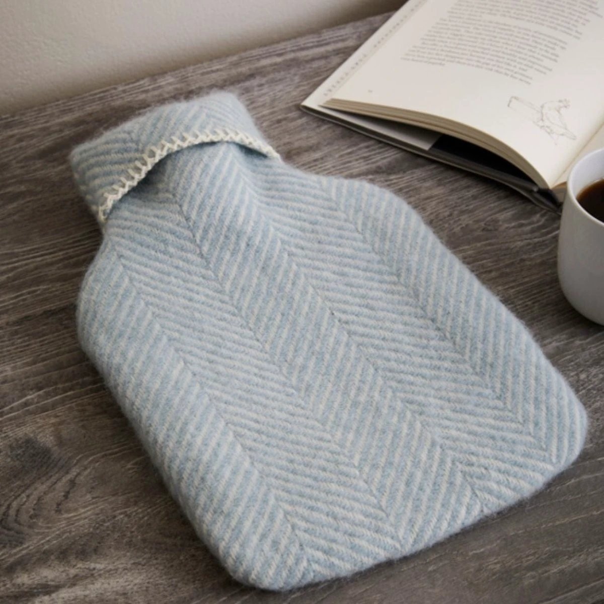 Kruik Visgraat Lichtblauw (Duck Egg) - 2 liter - Wol - Tweedmill by MoodCompanyNL