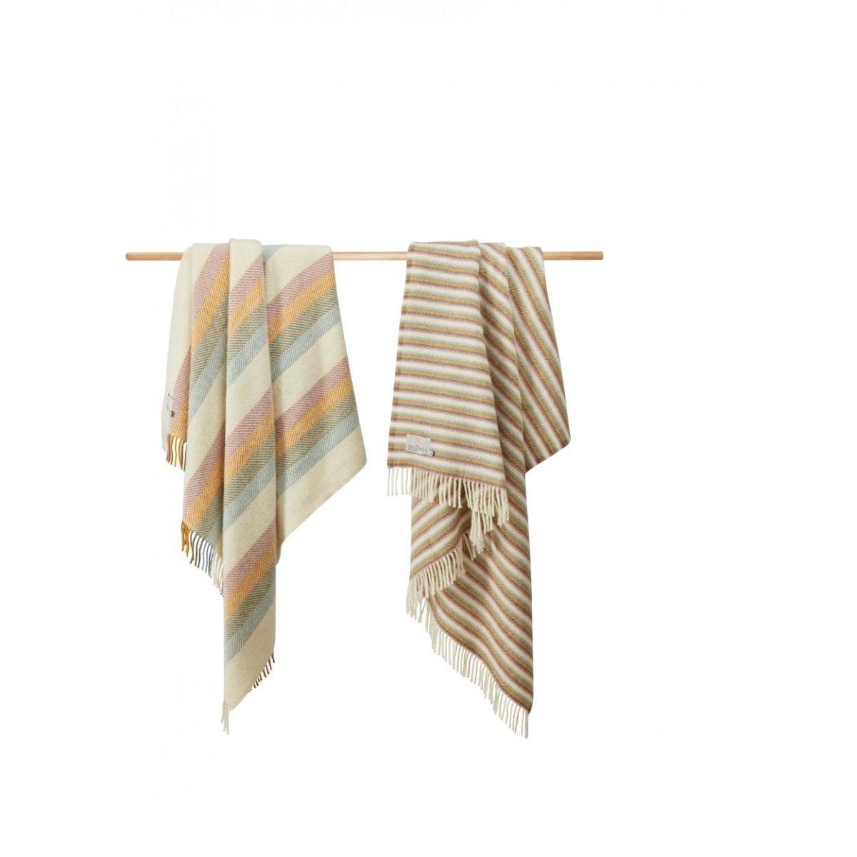 MoodCompanyNL - Plaid Gestreept Sleutelbloem (Primrose) - 150x183 - Nieuw Wol - Tweedmill UK - 5060958300268