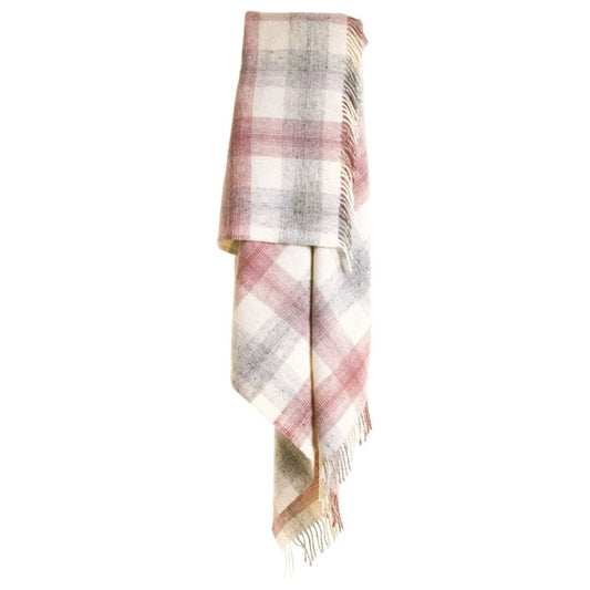 Plaid Meadow Dusky Roze - 150x183 - Nieuw Wol - Tweedmill UK by MoodCompanyNL