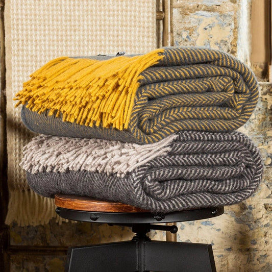 Plaid Visgraat Donkergrijs en Lichtgrijs - 150x183 - Nieuw Wol - Tweedmill UK by MoodCompanyNL