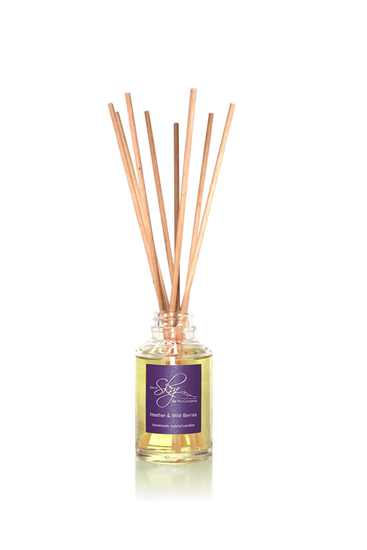 Reed Diffuser Heide en Wilde Bessen - 12 weken - Isle of Skye Candle by MoodCompanyNL