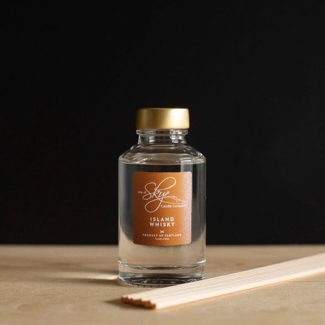 Reed Diffuser Island Whisky - 12 weken - Isle of Skye Candle by MoodCompanyNL