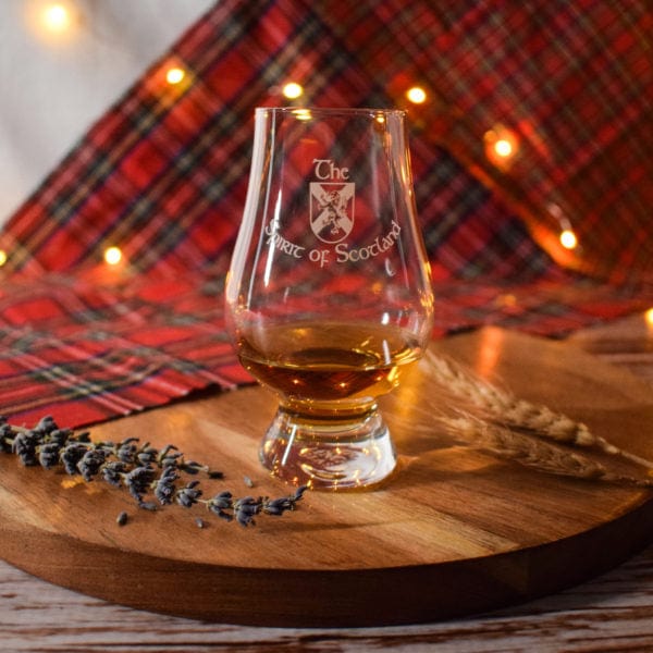 MoodCompanyNL - Whiskyglas Gegraveerd met Spirit of Scotland - Glencairn Crystal Scotland - 6091050049044