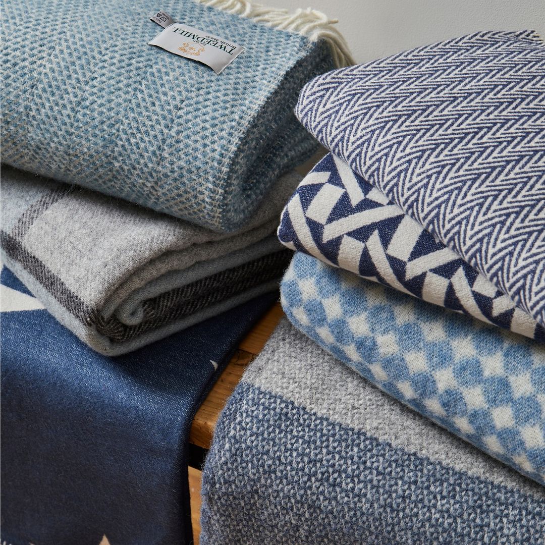 Plaids Blauwe kleuren – Kalmerend voor Kust-, Maritieme en Klassieke Interieurs - MoodCompanyNL