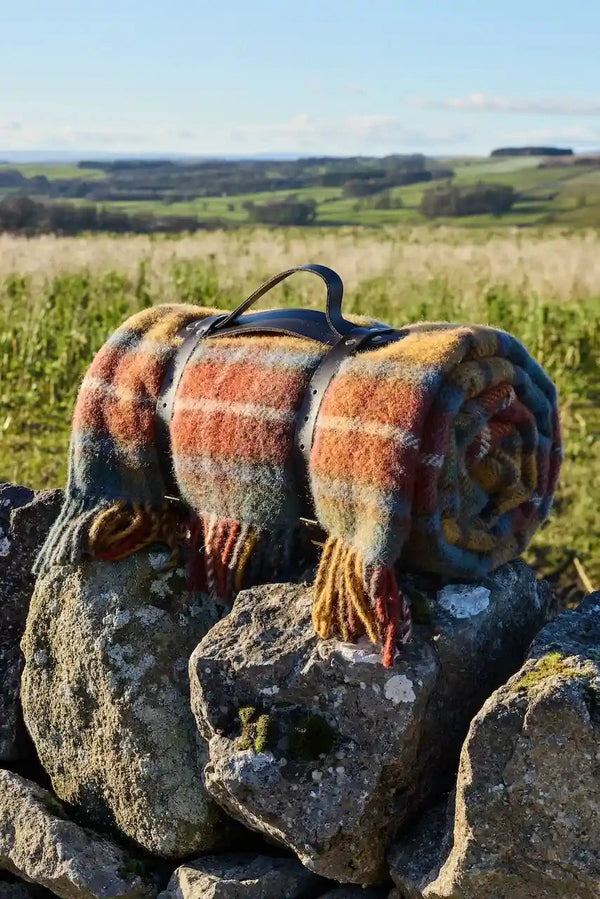 Picknickkleed Polo Antique Buchanan - Wol - Leren Draagset - Waterdicht - 145x183cm - Tweedmill by MoodCompanyNL