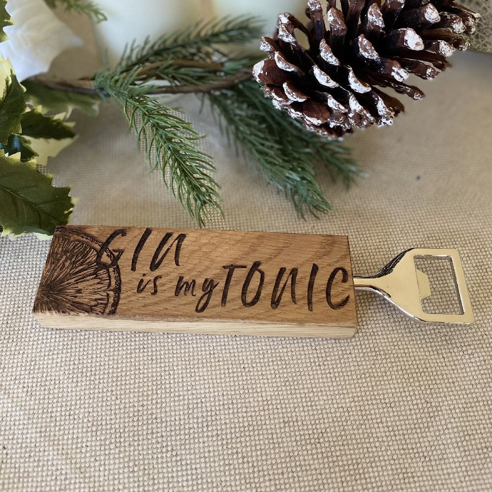 MoodCompanyNL - Flesopener Gin is my Tonic - Gegraveerd - Scottish Made - 5060426289910