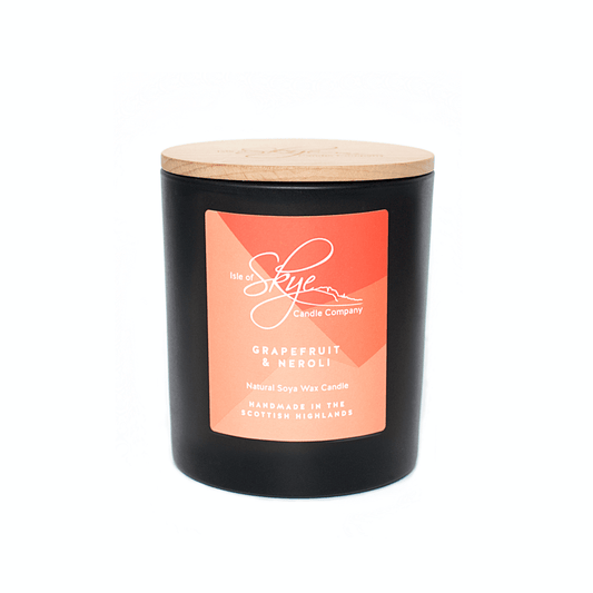 MoodCompanyNL - Geurkaars Grapefruit & Neroli Large - 45 uur - Sojawas - Isle of Skye Candle - 5060346381565