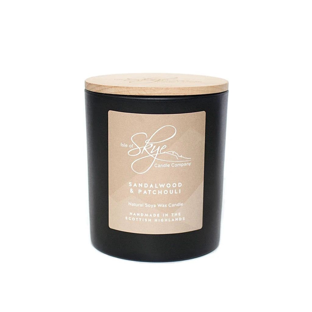 Geurkaars Sandelhout (Sandalwood and Patchouli) Large - 45 uur - Sojawas - Isle of Skye Candle by MoodCompanyNL