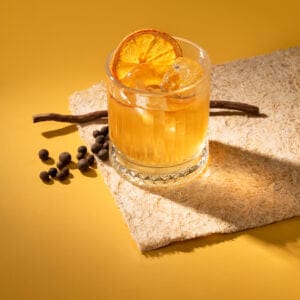 Mood_Company Maak je eigen Botanical Spiced Whisky 350ml - Cadeautip - Snippers