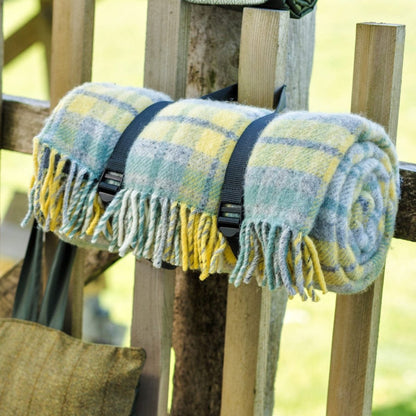 MoodCompanyNL - Picknickkleed Polo Geruit Geel (Ocean) - Wol - Waterdicht - 145x183cm - Tweedmill - 5060674572260