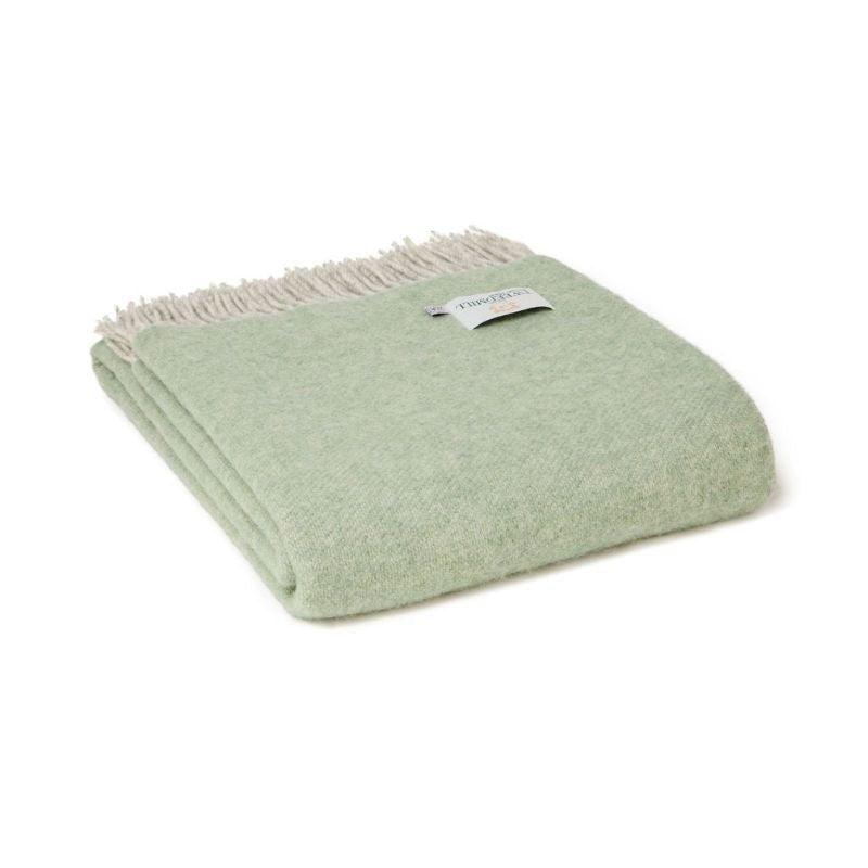 Mood Company - Plaid Dartmoor Groen en Grijs (Ice Green) - voor en achterzijde verschillend - 150x183 - Nieuw Wol - Tweedmill UK - 5060958300688