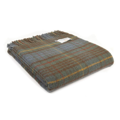MoodCompanyNL - Plaid Tartan Antique Hunting Stewart - 150x183 - Nieuw Wol - Tweedmill UK - 5060067709570