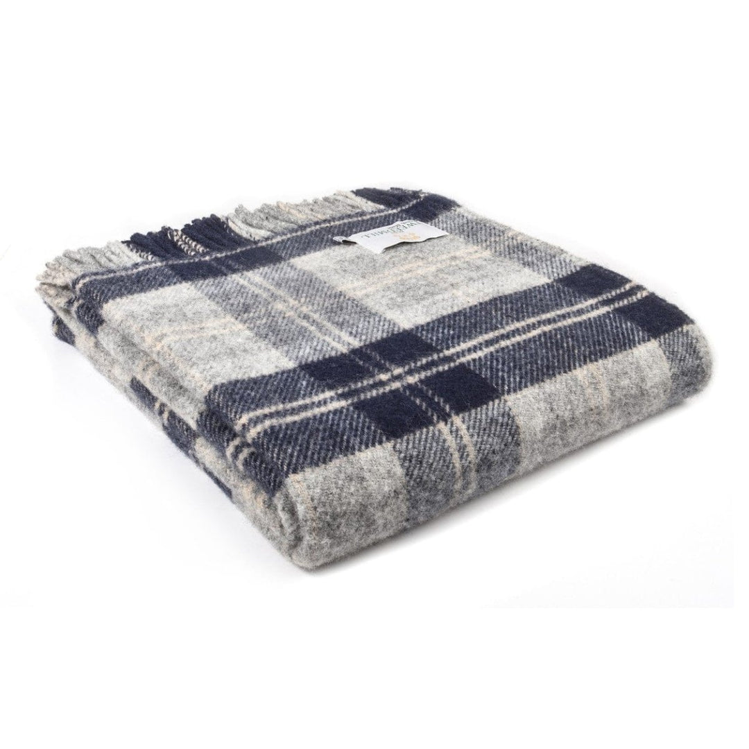 MoodCompanyNL - Plaid Tartan Navy Bannockbane - 150x183 - Nieuw Wol - Tweedmill UK - 5060674572031