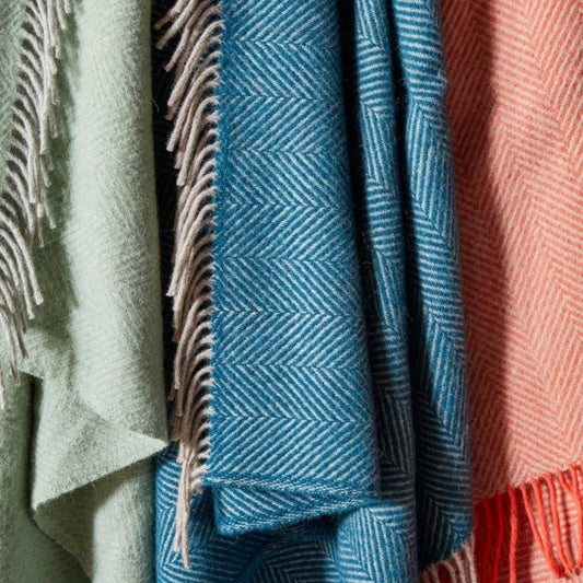 MoodCompanyNL - Plaid Visgraat Blauw met Grijs - 150x183 - Nieuw Wol - Tweedmill UK - 5060958302798