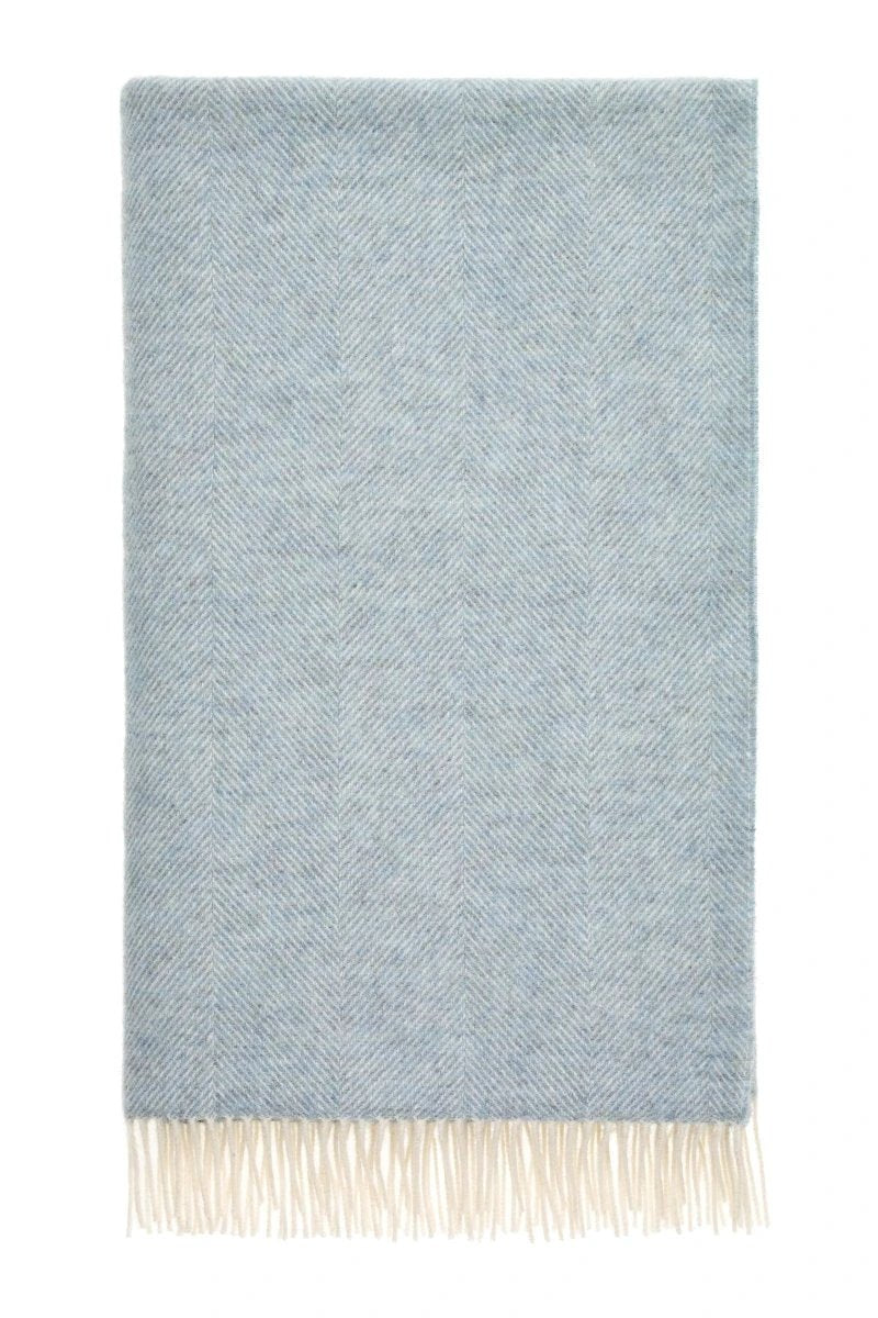 Plaid Visgraat Lichtblauw (Duck Egg) - Shetland Lamswol - 140x185 - Bronte by Moon Scotland by MoodCompanyNL
