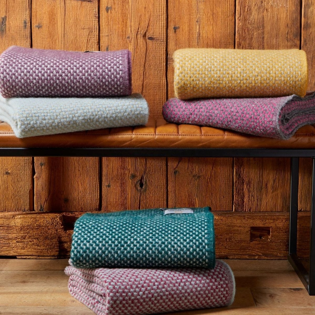 MoodCompanyNL - Plaid zonder franje Twill Roze met Grijs - 140x200 - Nieuw Wol - Tweedmill UK - 5060958302699