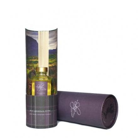 MoodCompanyNL - Reed Diffuser Wilde Bergtijm (Wild Mountain Thyme) - 12 weken - Isle of Skye Candle - 5060346382098