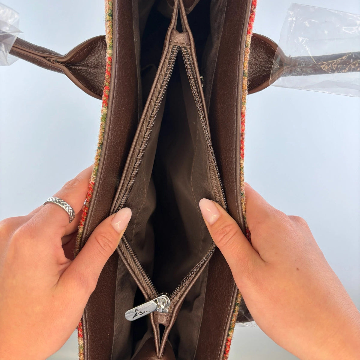 MoodCompanyNL - Schoudertas Cassley Tartan Royal Stewart - Klassiek - 25x38x11 - Harris Tweed - Glen Appin of Scotland - 5060631370182