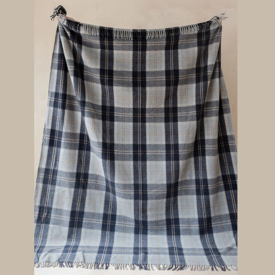 MoodCompanyNL - Sprei Tartan Bannockbane Silver - 175x250 - Gerecycled Wol - TBCo Scotland - 5055603549048